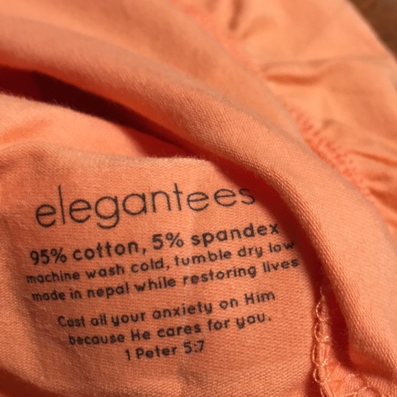 Ruffled bottom top - Picture 5 of 5